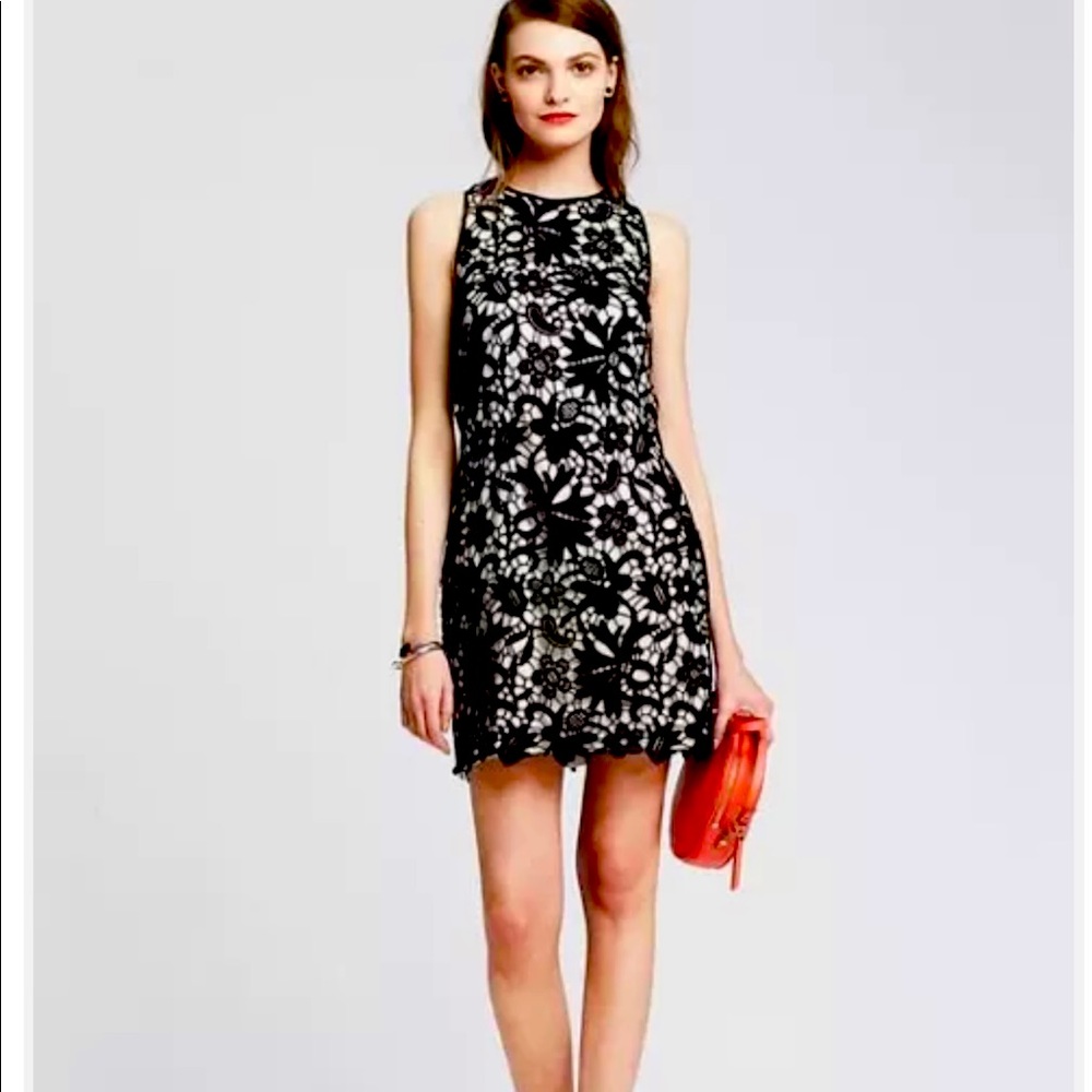 Banana Republic scalloped black lace overlay dress. Size 4P. NWOT.